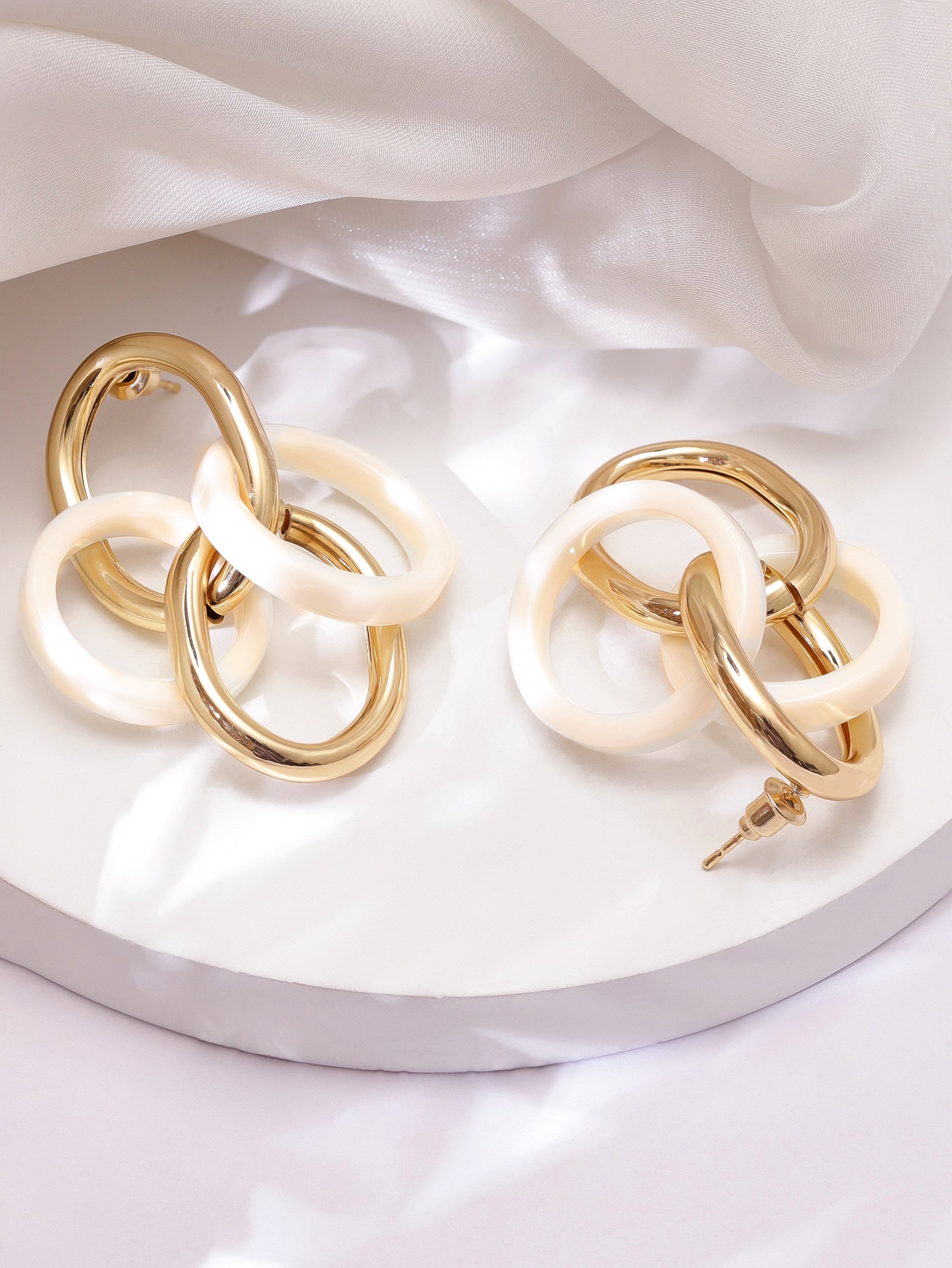 Drop Earrings With Interlocked Rings