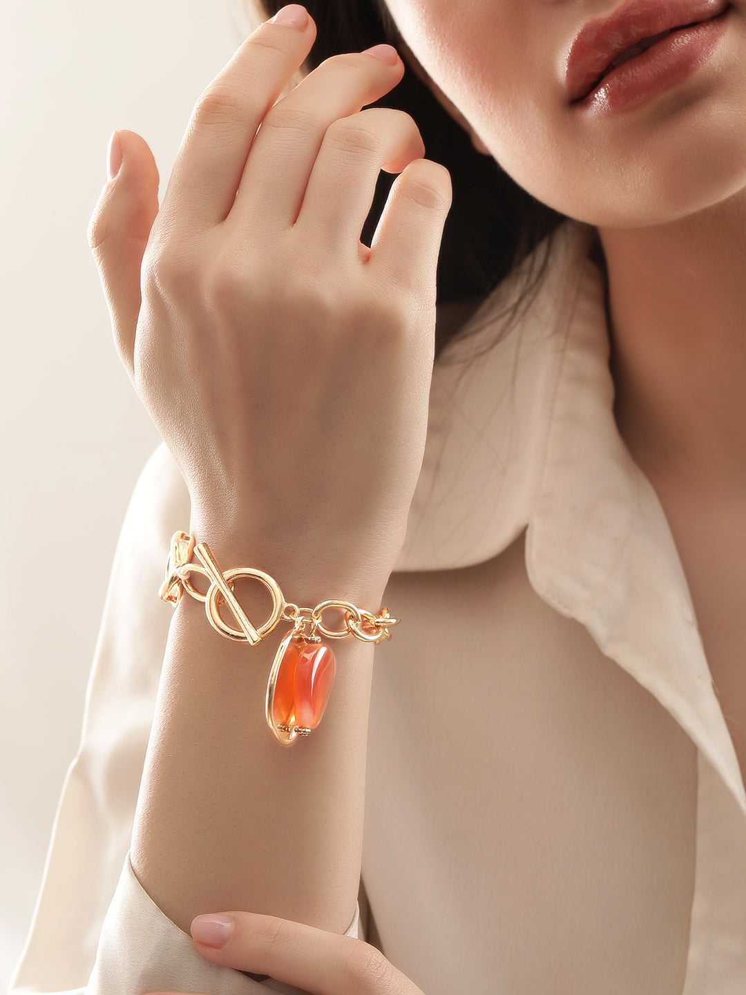 Wentra 18K Gold Plated Stainless Steel Tarnish-Free Waterproof Link Bracelet with Charms