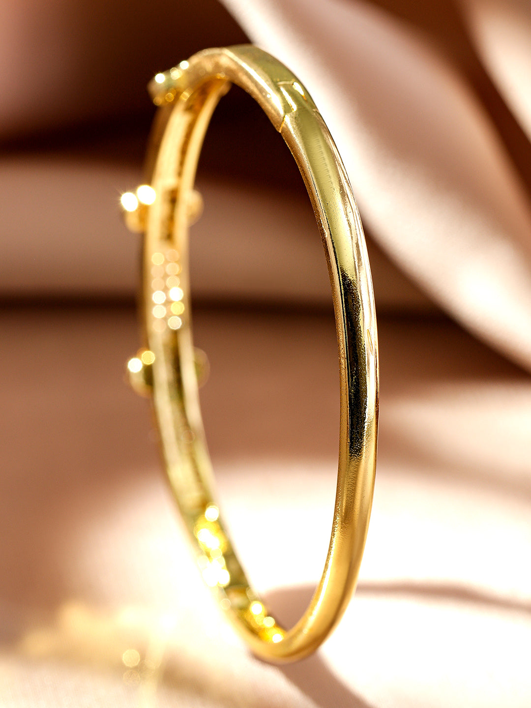 White And Blue Studded Floral Golden Bracelet