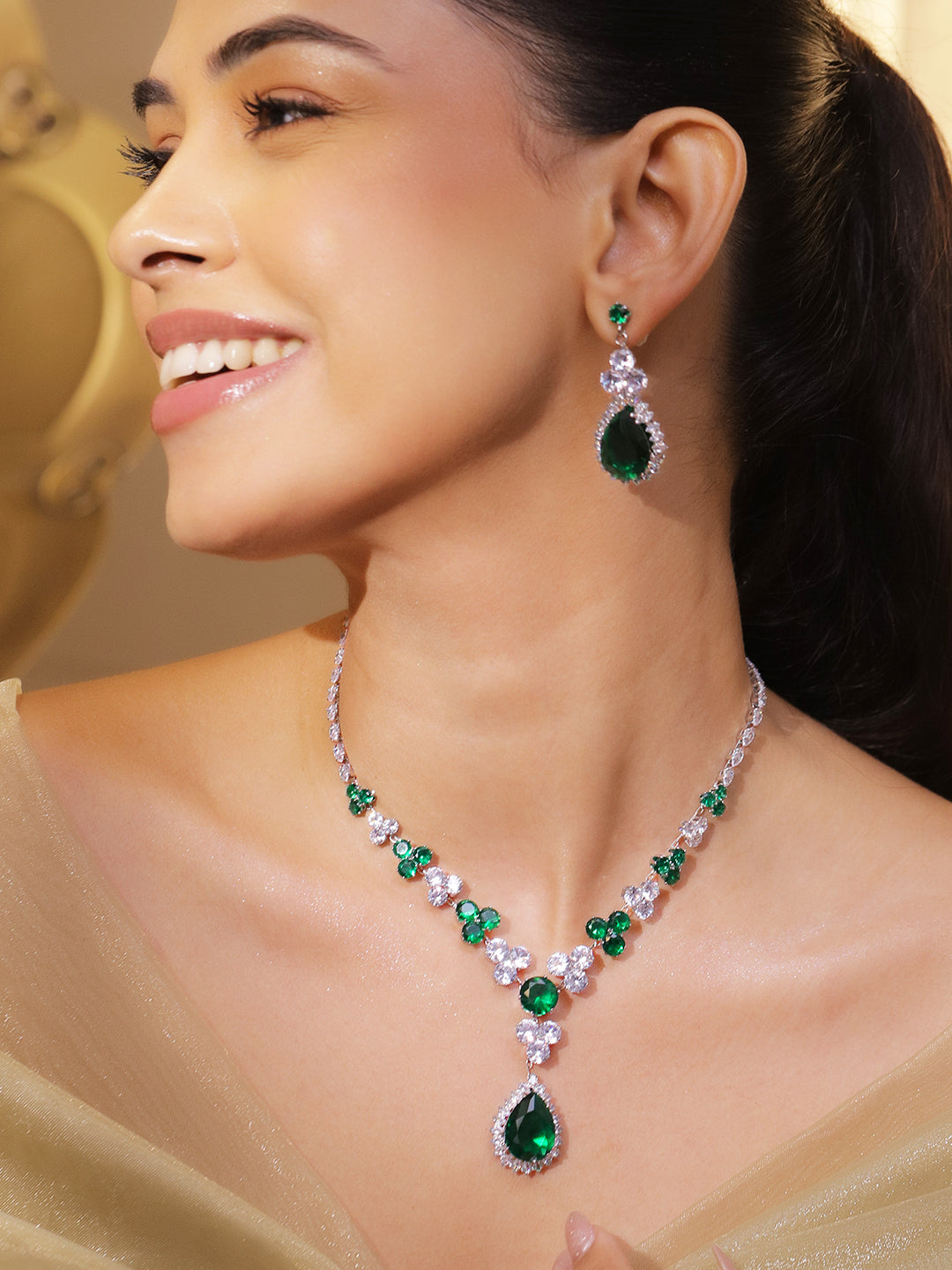 Cocktail Glam Emerald Green White Crystal Necklace Set