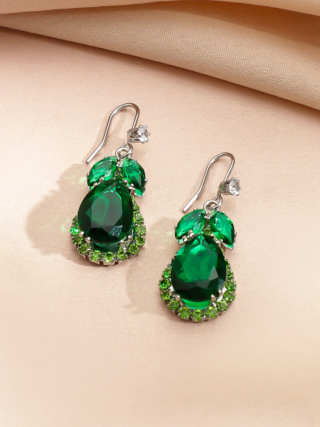 Emerald Teardrop Necklace Set