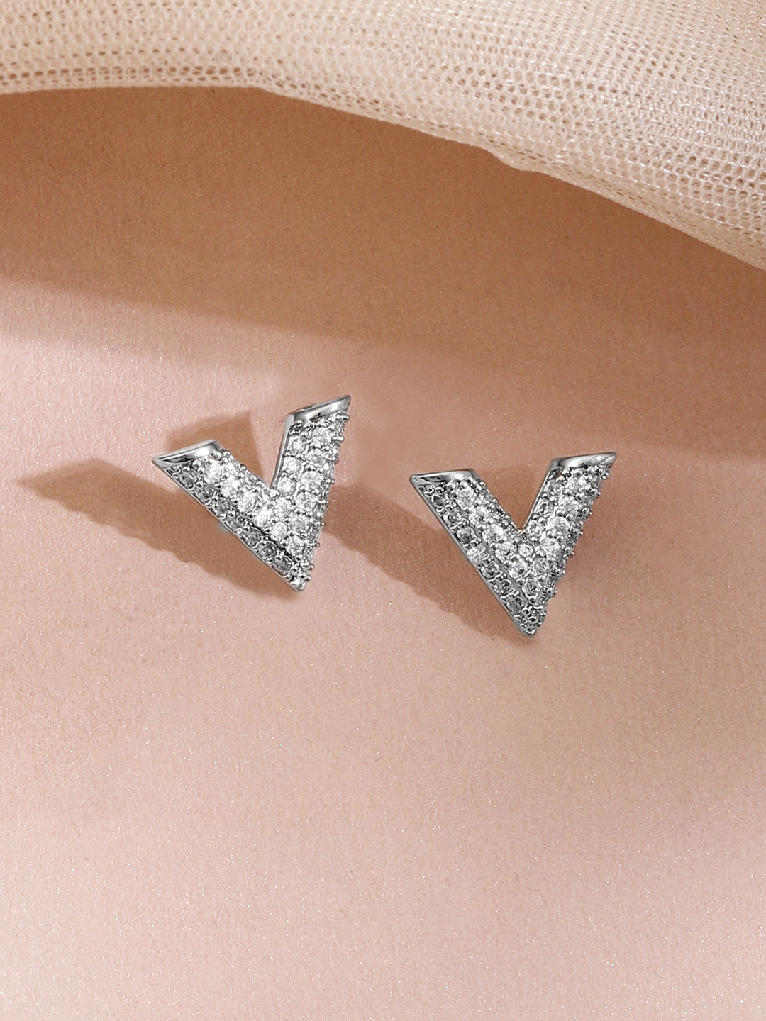 V-Shaped American Diamond Zirconia Necklace Set