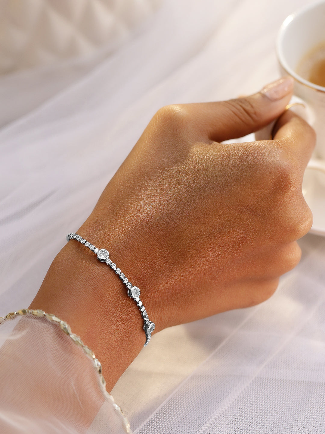 Wentra Rhodium-Plated AAA Cubic Zirconia Studded Premium Tennis Bracelet