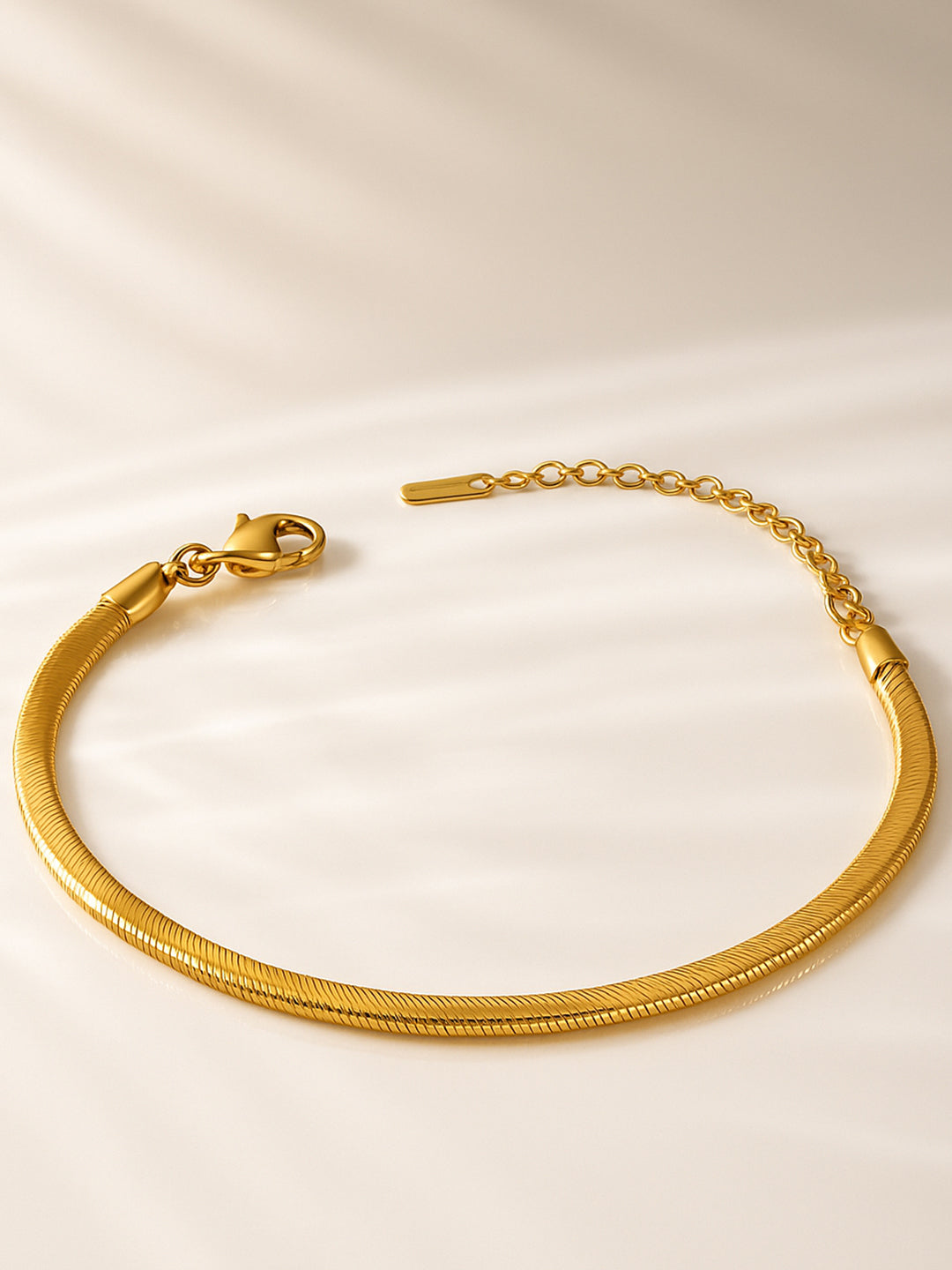 Solid Gold Toned Necklace