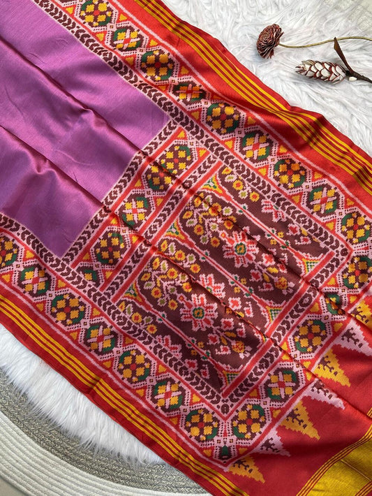 Majestic Purple Ikkat Printed Patola Silk Saree With Beautiful Blouse Piece