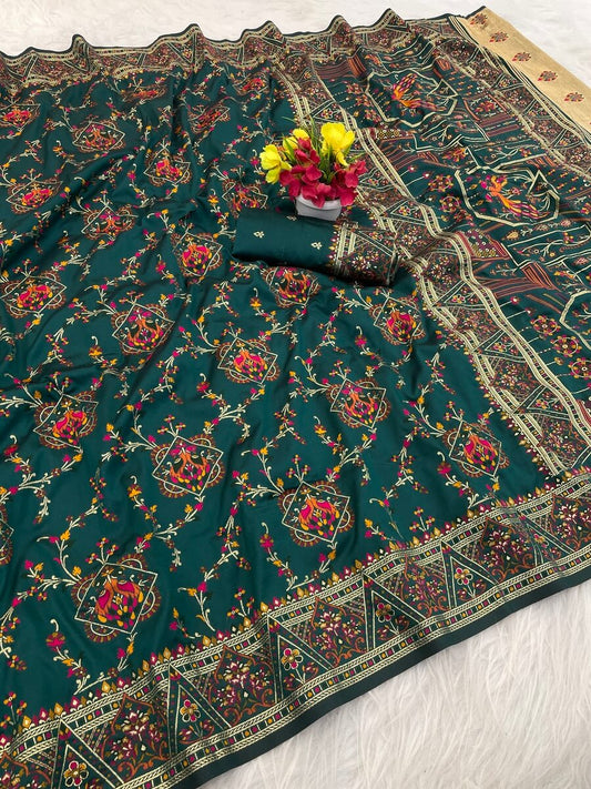 Dissemble Dark Green Pashmina Saree With Chatoyant Blouse Piece