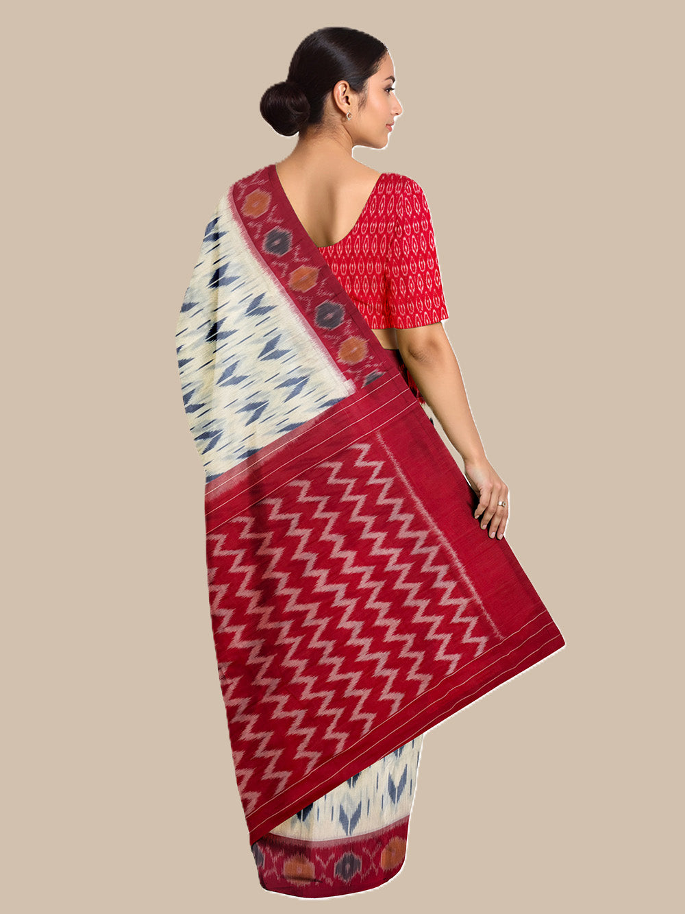 White and Red Pochampally Mercerised Cotton Handloom Saree in Ikkat Pattern
