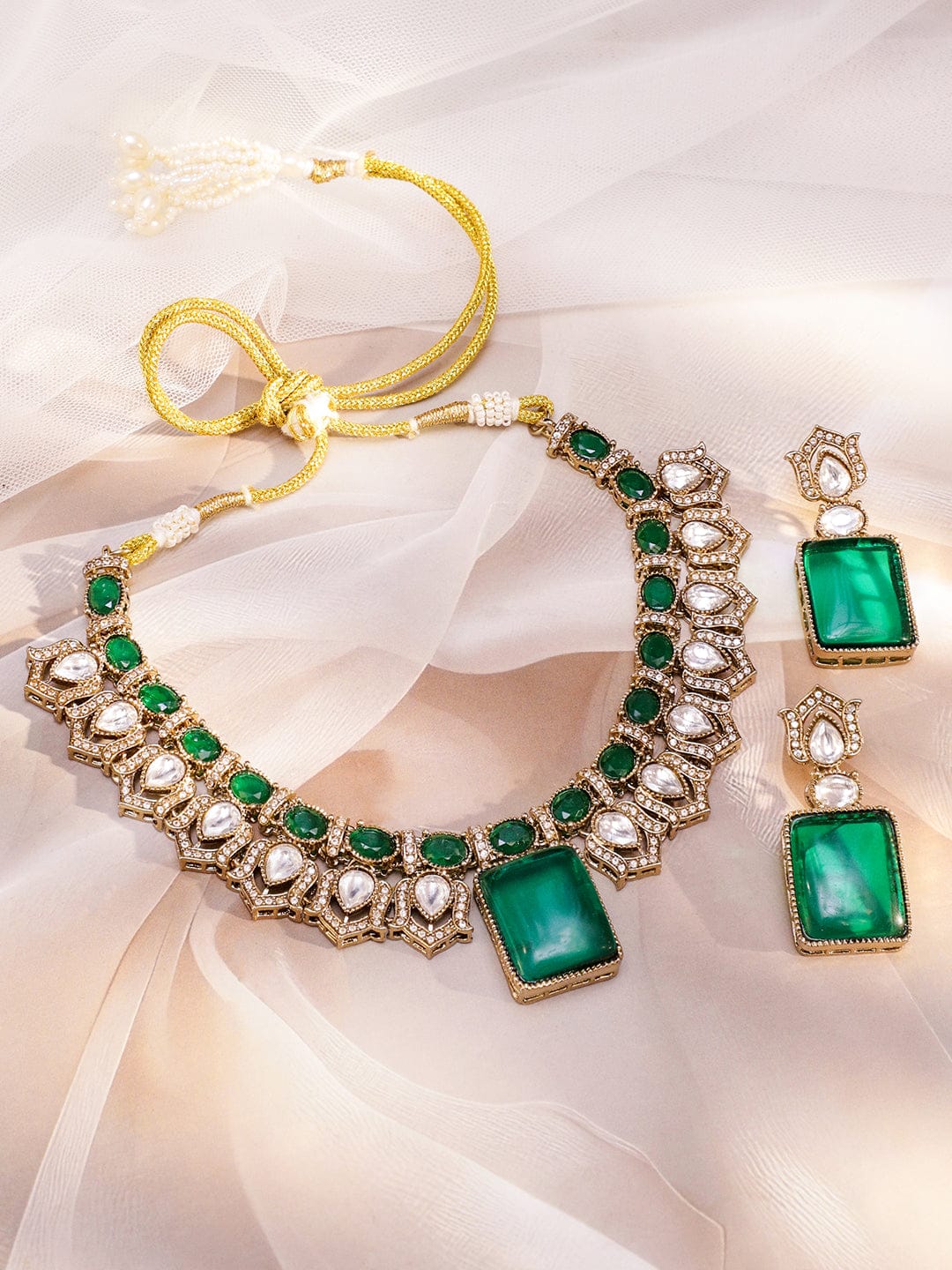 Chic Green Kundan Necklace Set