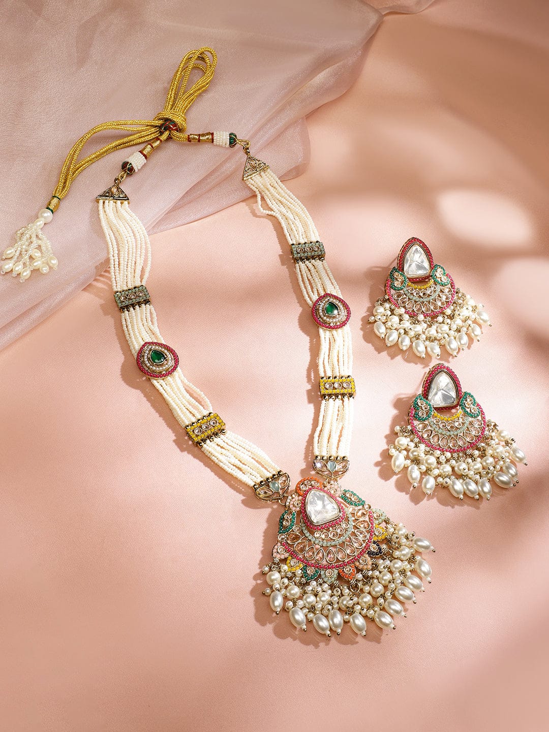 Colours in Harmony Kundan Necklace Set