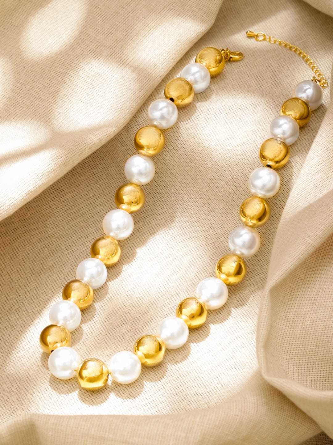 Enchanted Pearl Beads Necklace