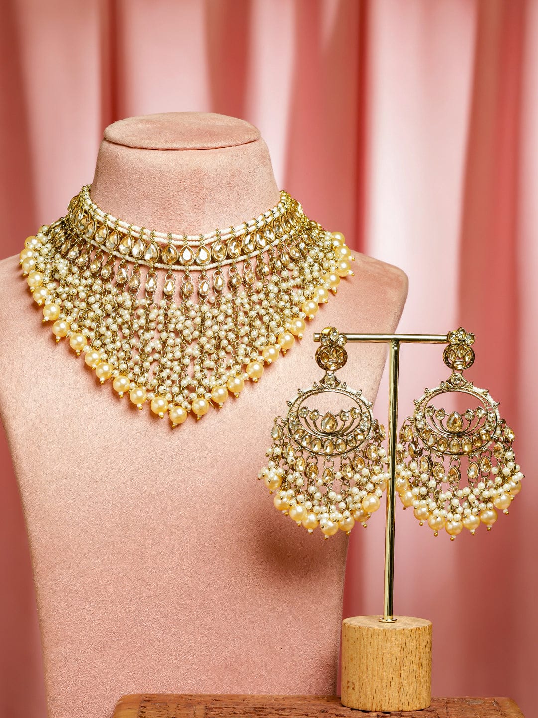 Gilded Glow in Golden Hues Choker Set