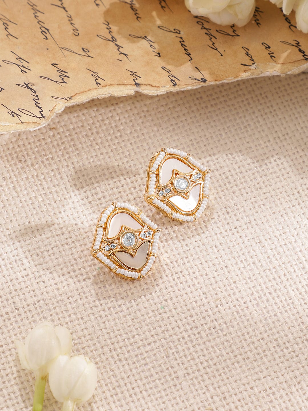 Regal Kundan Gold Pendant Set