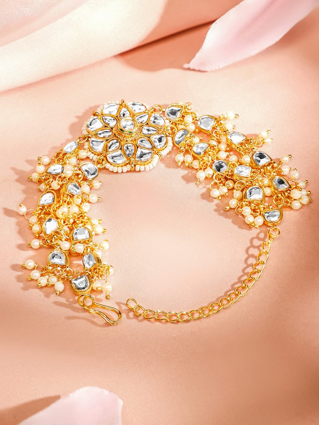 Golden Sculpture in Kundan Necklace Set
