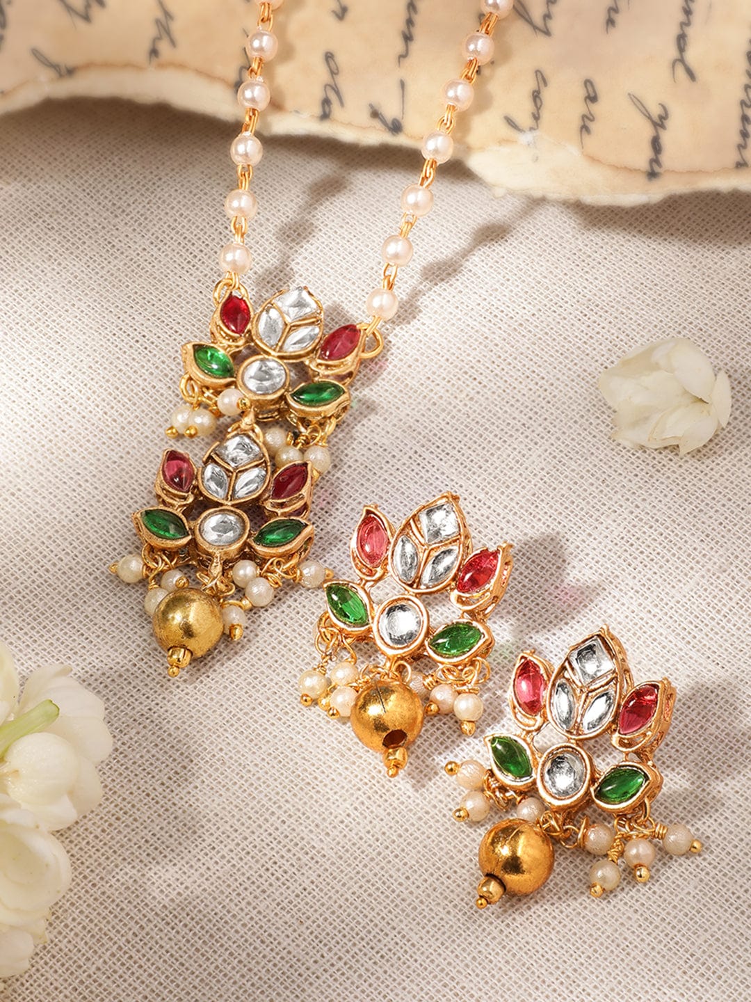 Roses & Regalia Kundan Necklace Set