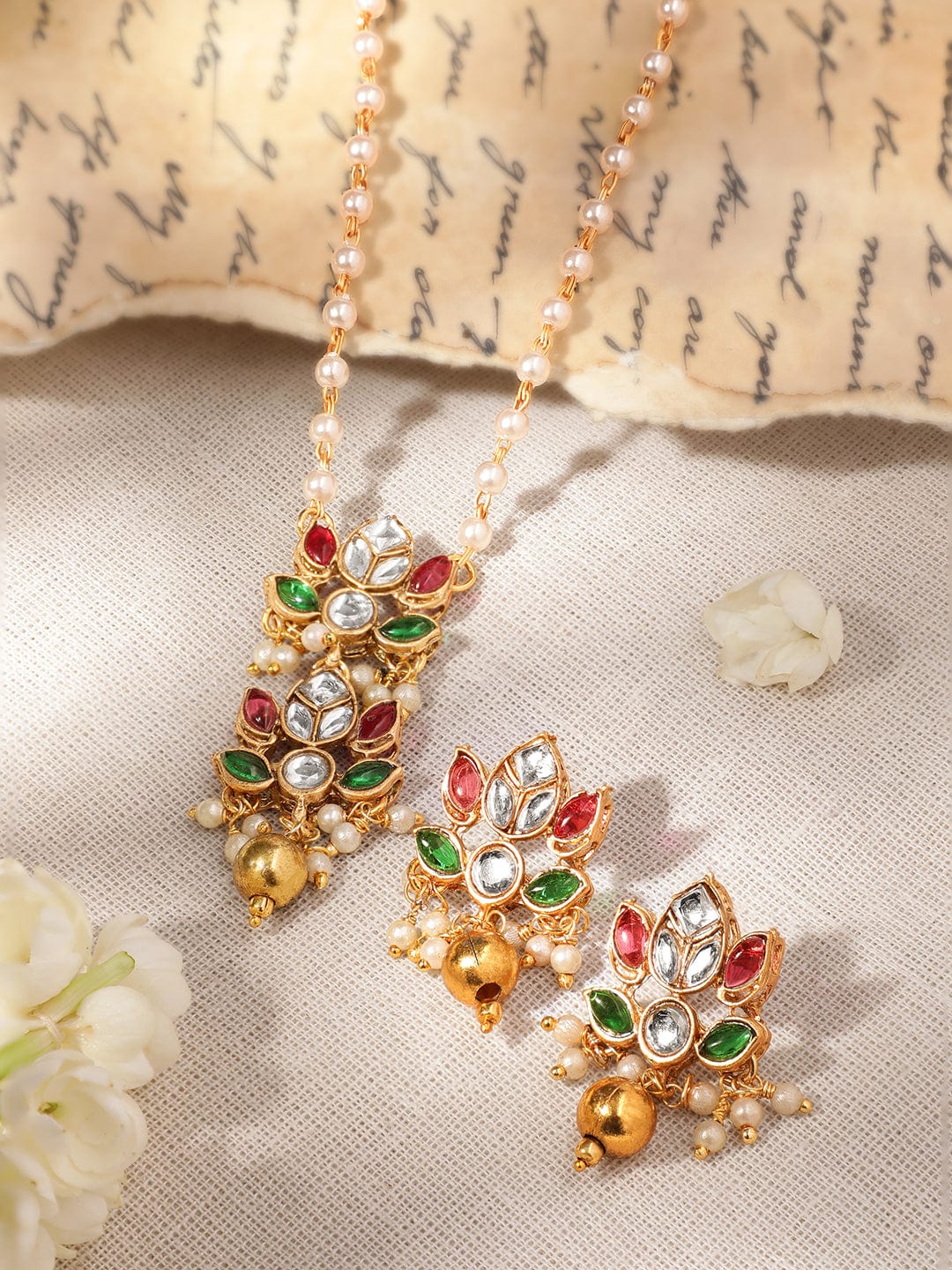Roses & Regalia Kundan Necklace Set