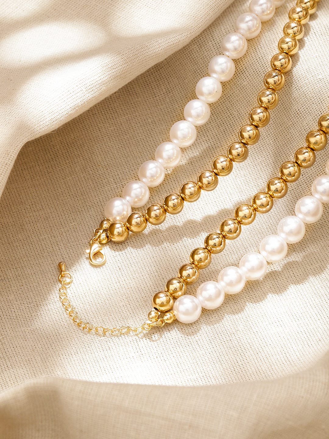 Luxe Pearl Beads Necklace