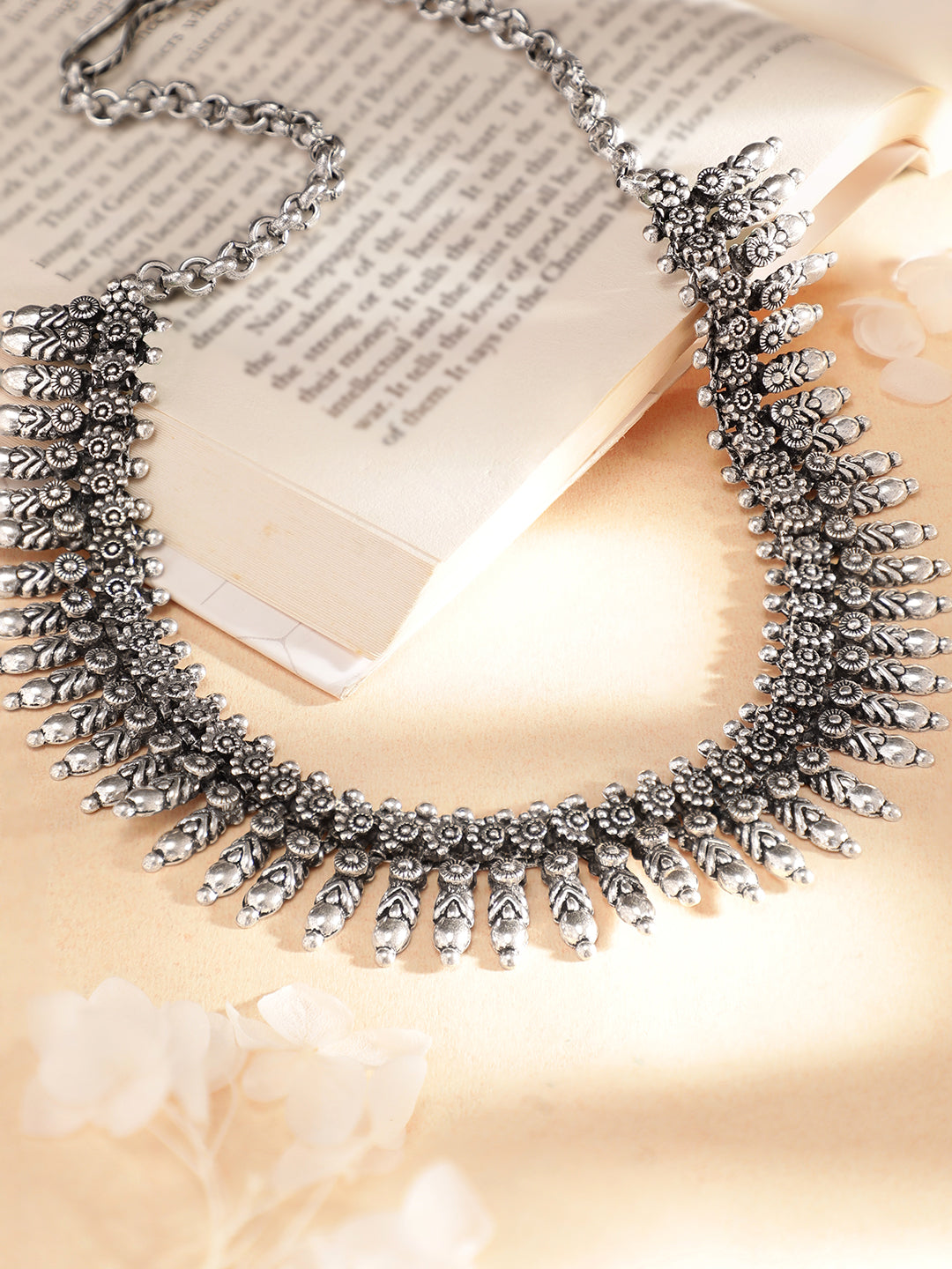 Wentra Oxidised Silver Metal Kerela Necklace