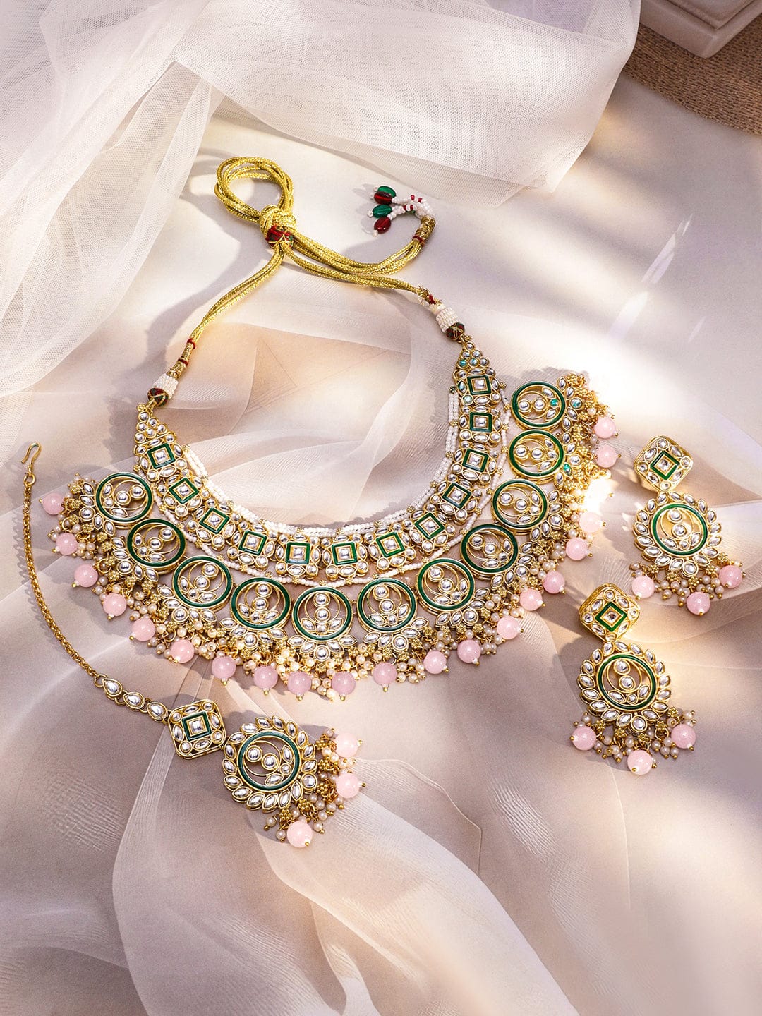 Pink Elegant Shine Kundan Necklace Set