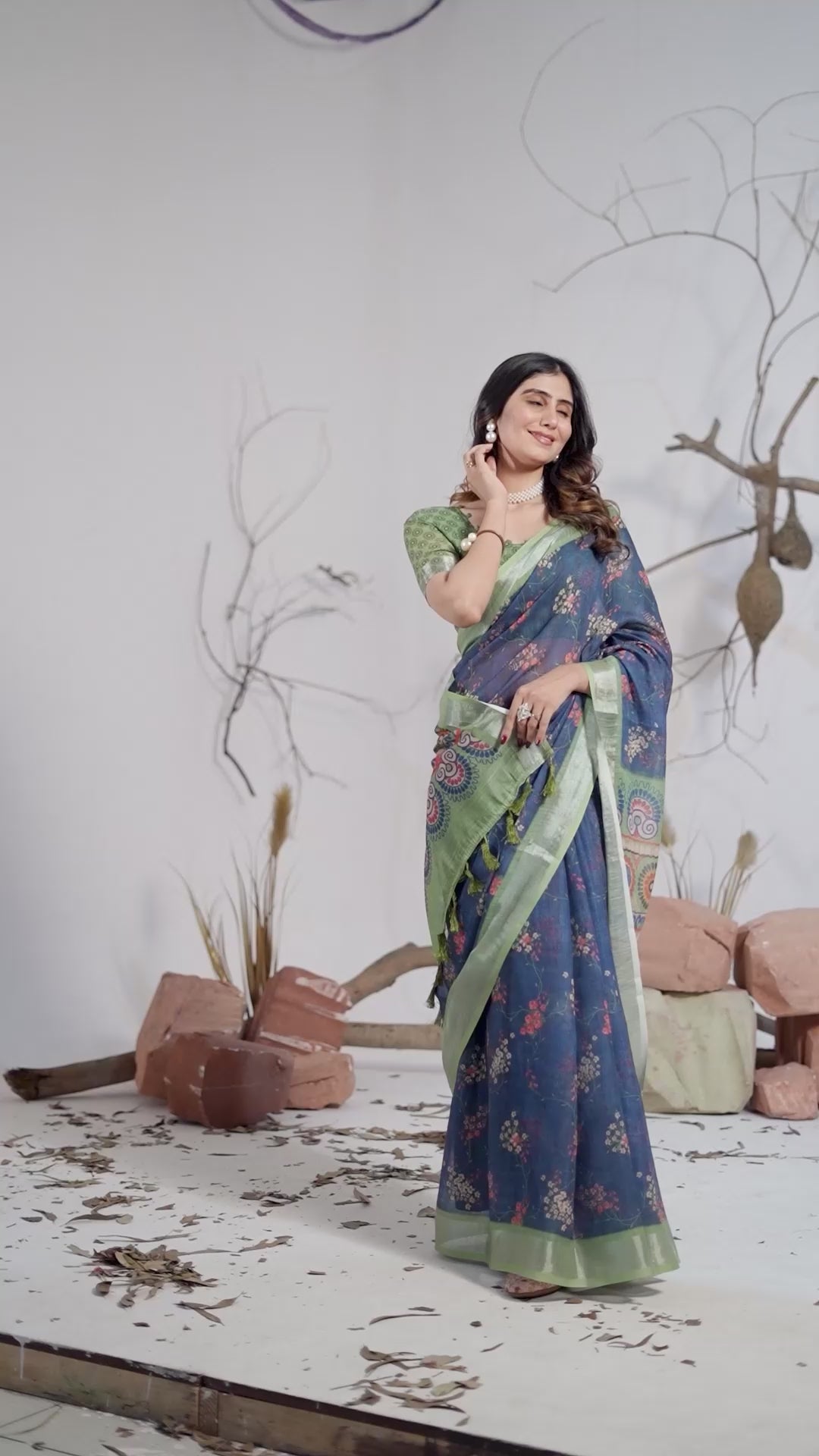 Women's Premium Linen Silk Navy Blue Floral Printed Saree with Green Designer Pallu & Zari Border