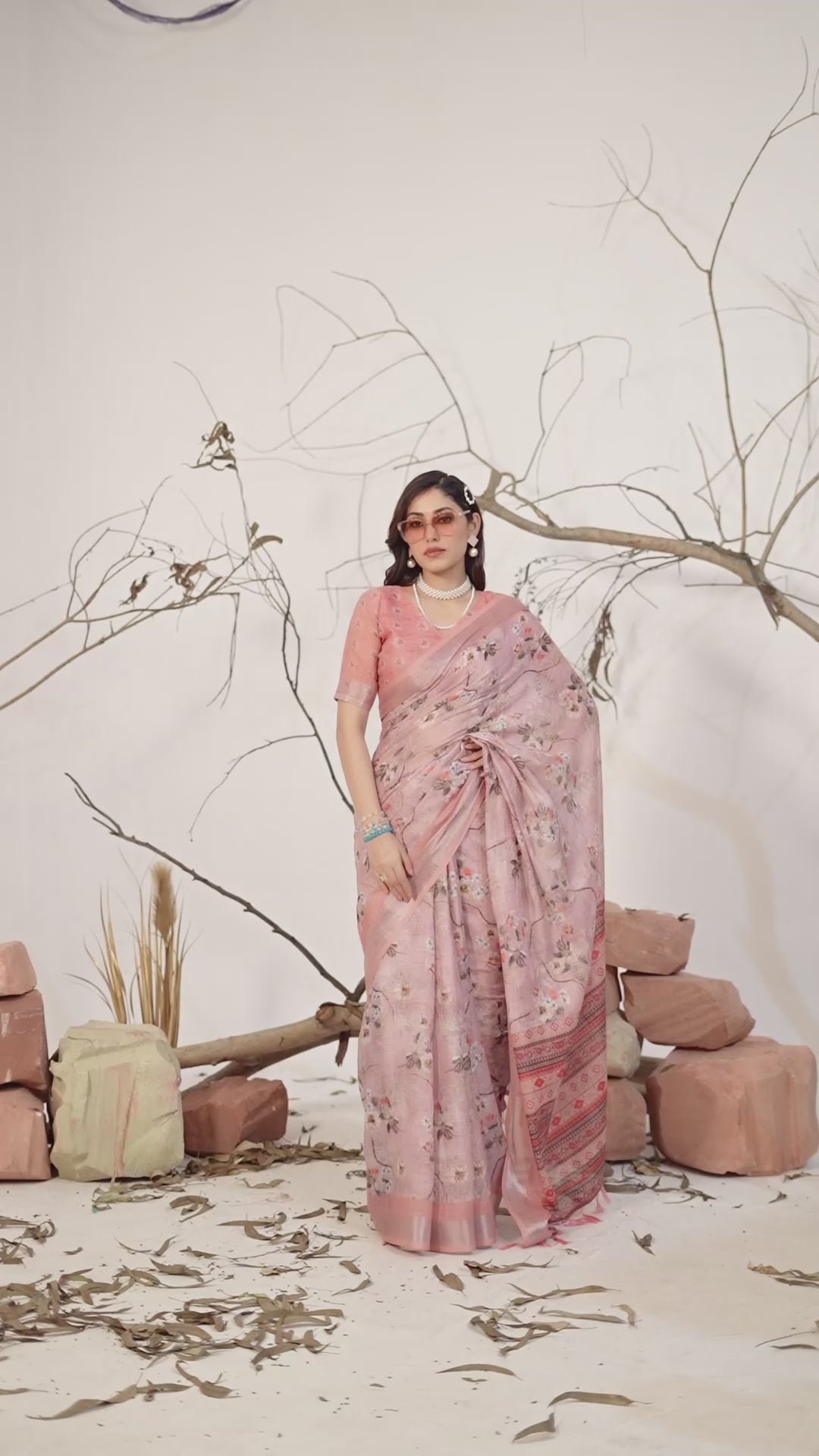Women's Premium Linen Silk Floral Printed Saree with Elegant Pink Woven Border & Tassel Pallu