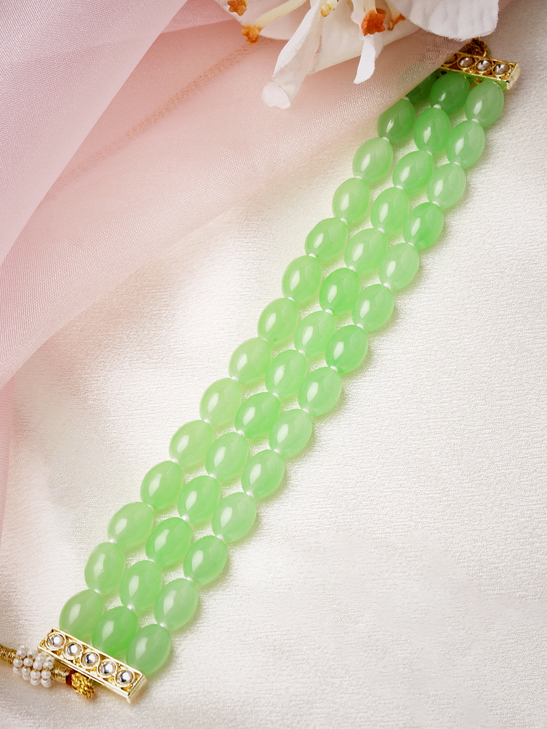 Wentra Kundan Green Beads Choker.