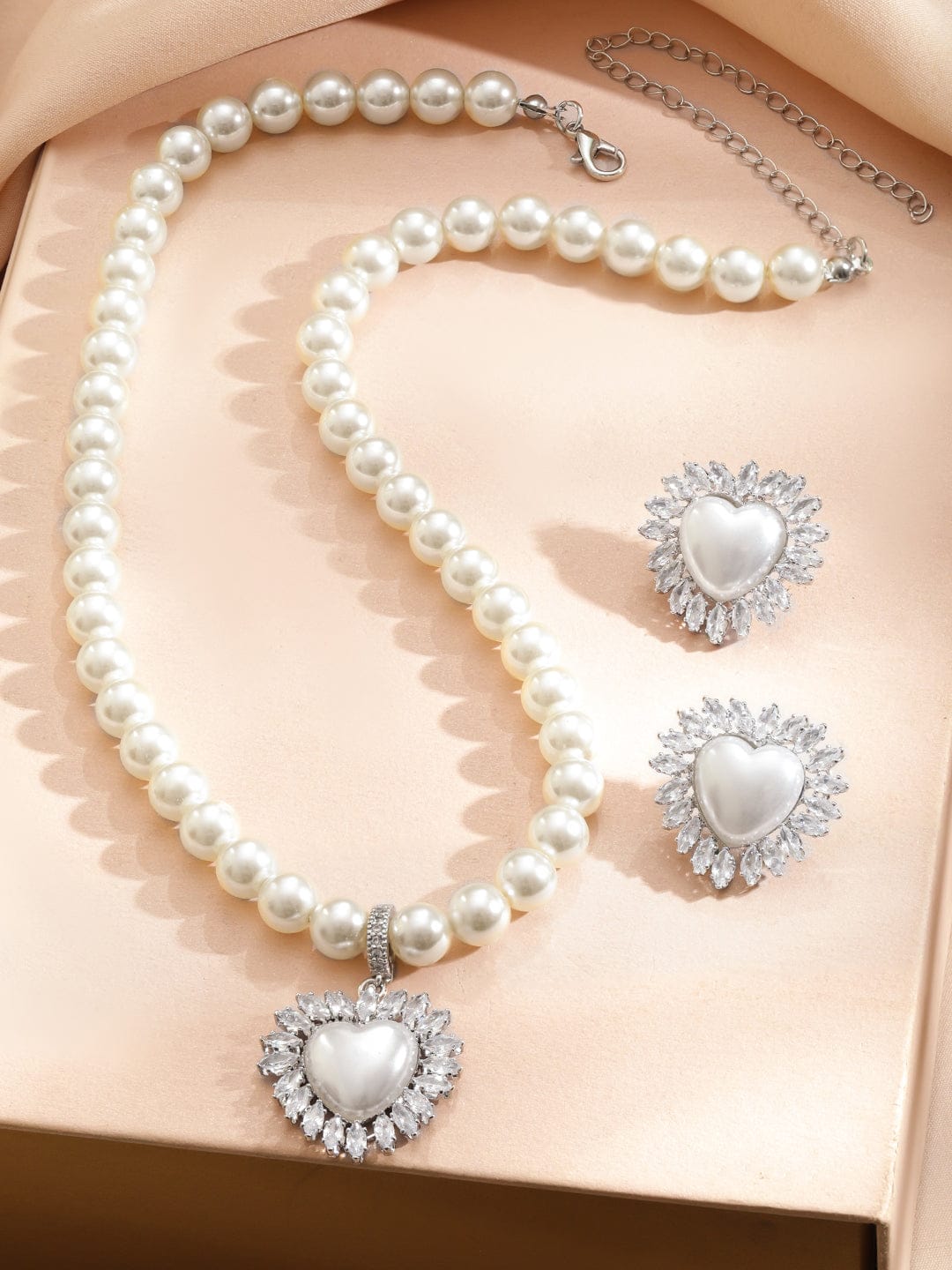 Regal Pearl Crystal Necklace Set
