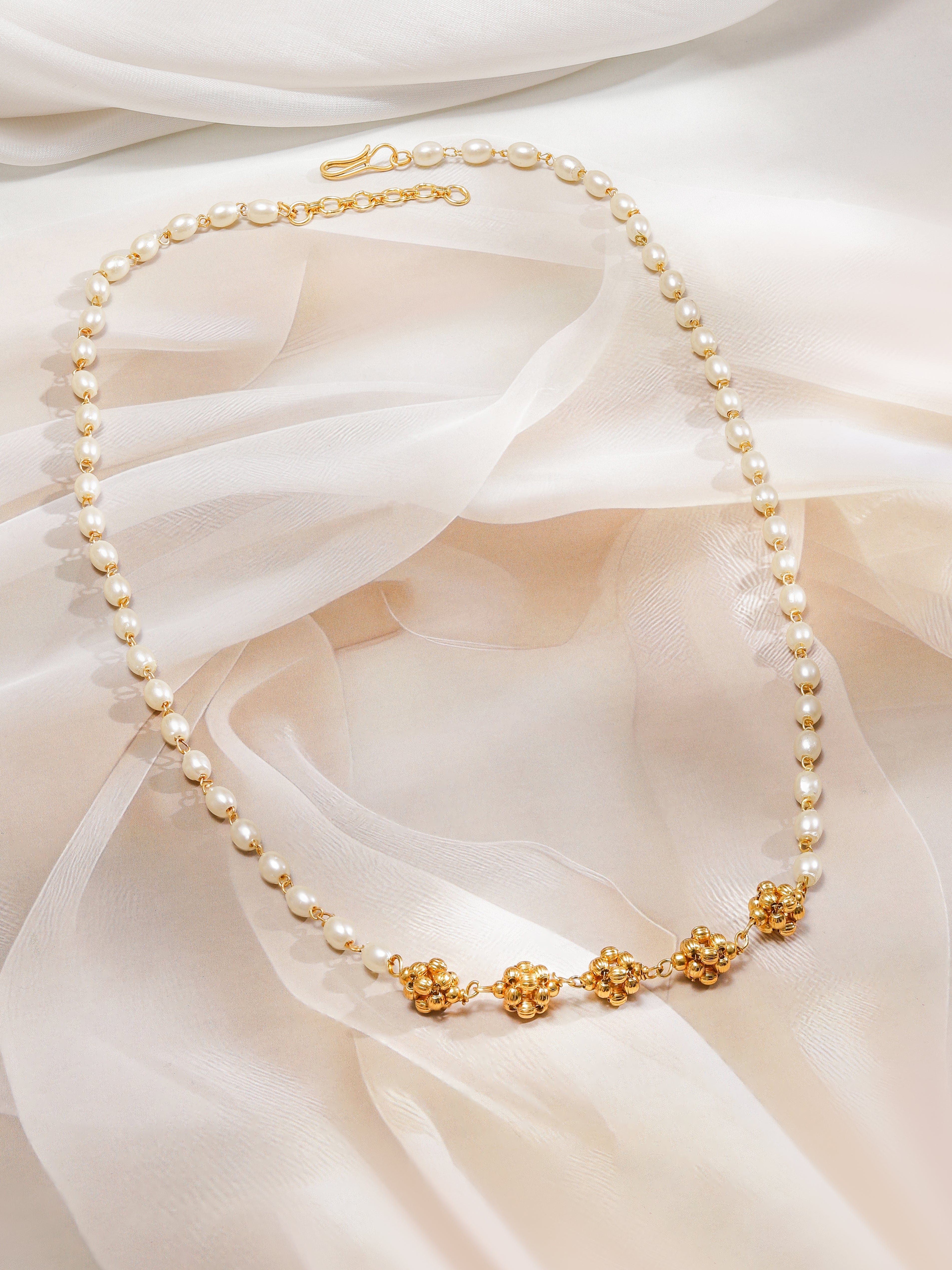 Regal Pearl & Floral Beads Necklace