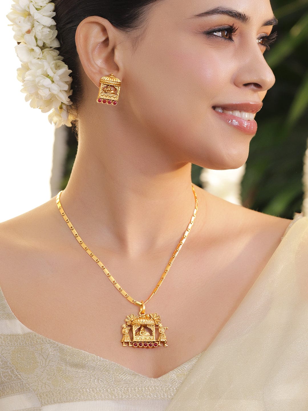 Pink Studded Gold Toned Temple Necklace