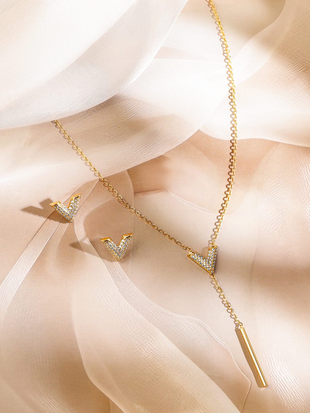 V-Shaped American Diamond Zirconia Necklace Set