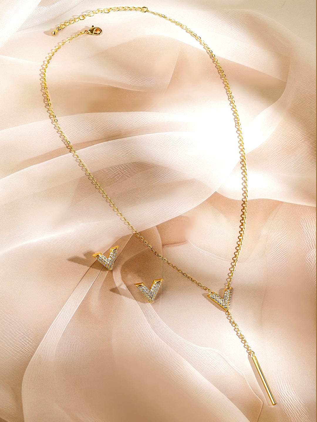 V-Shaped American Diamond Zirconia Necklace Set