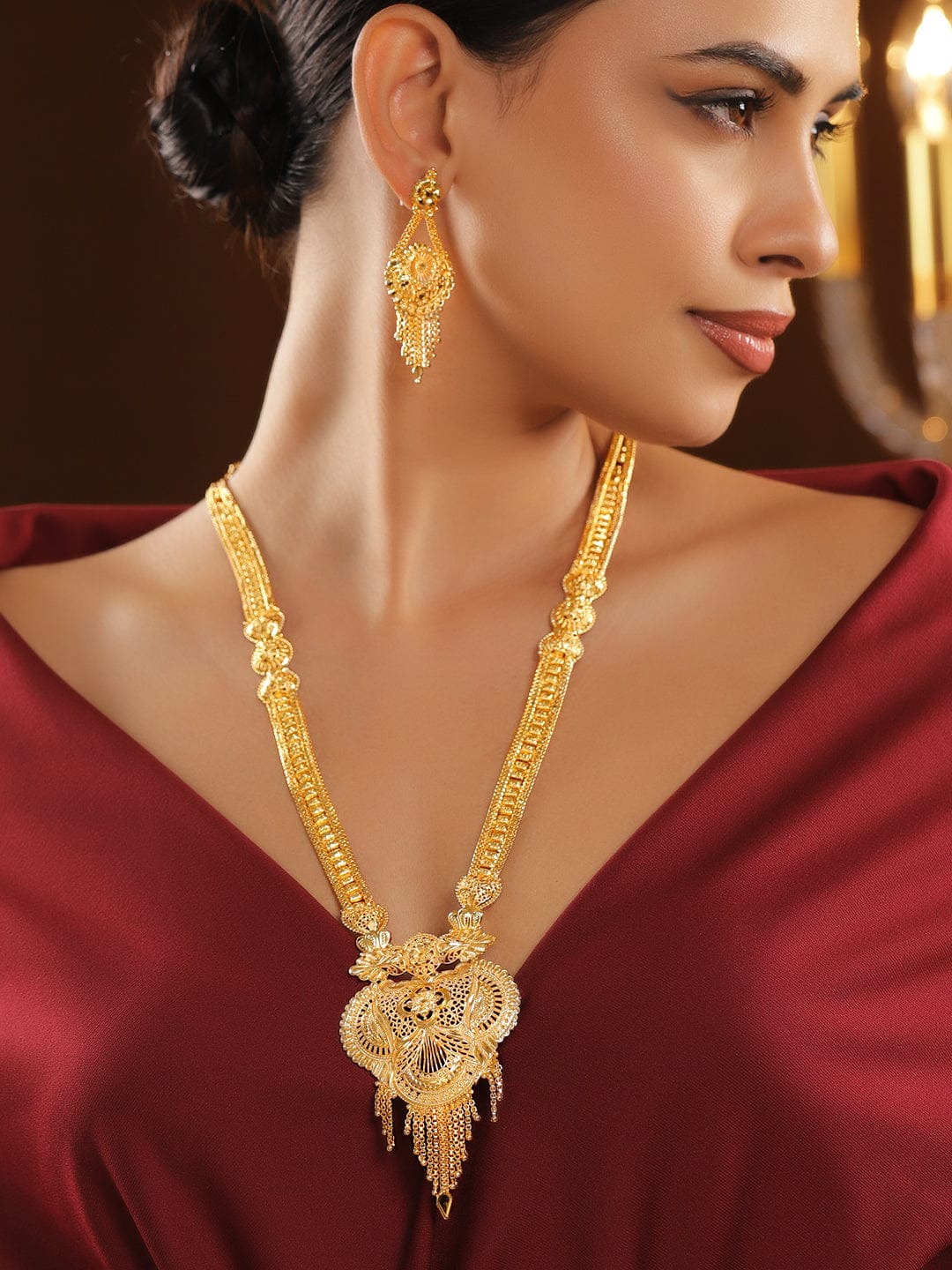 Floral Design Gold Necklace Set