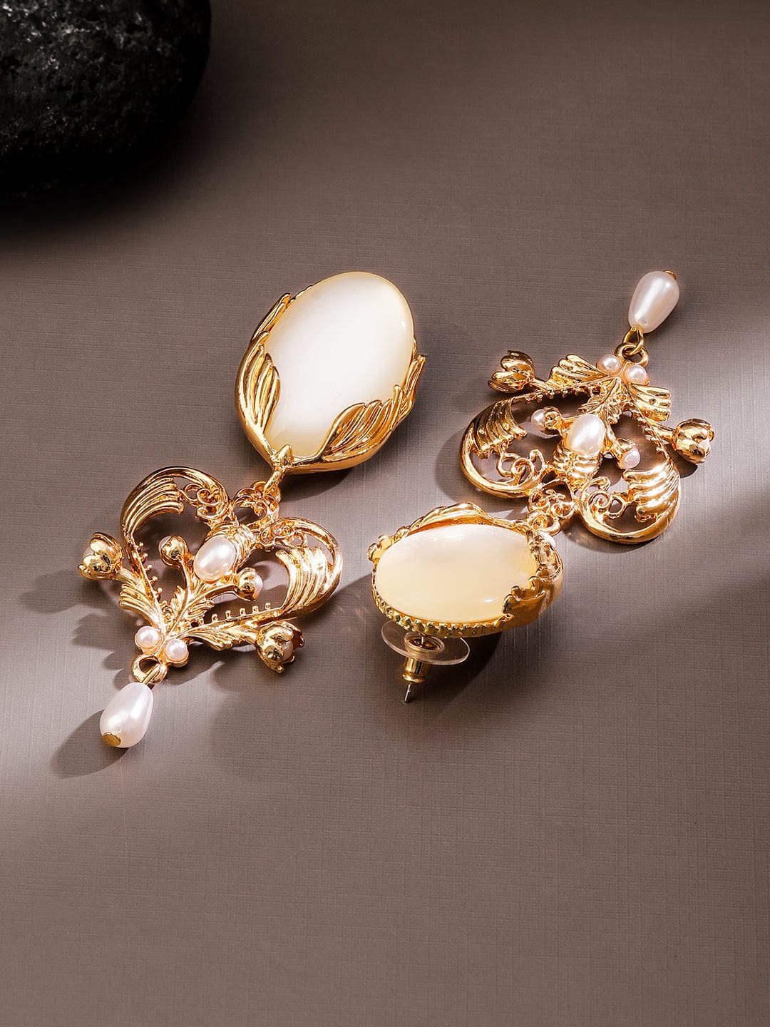 Elegant Pearl & Stone Vintage Filigree Danglers
