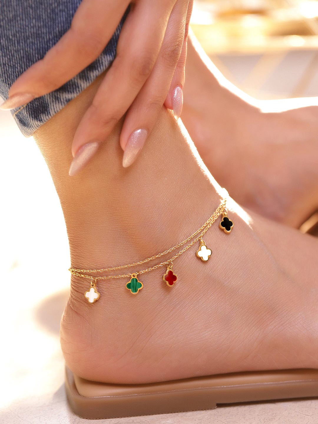 Dual Layered Gold Anklet With Floral Motifs
