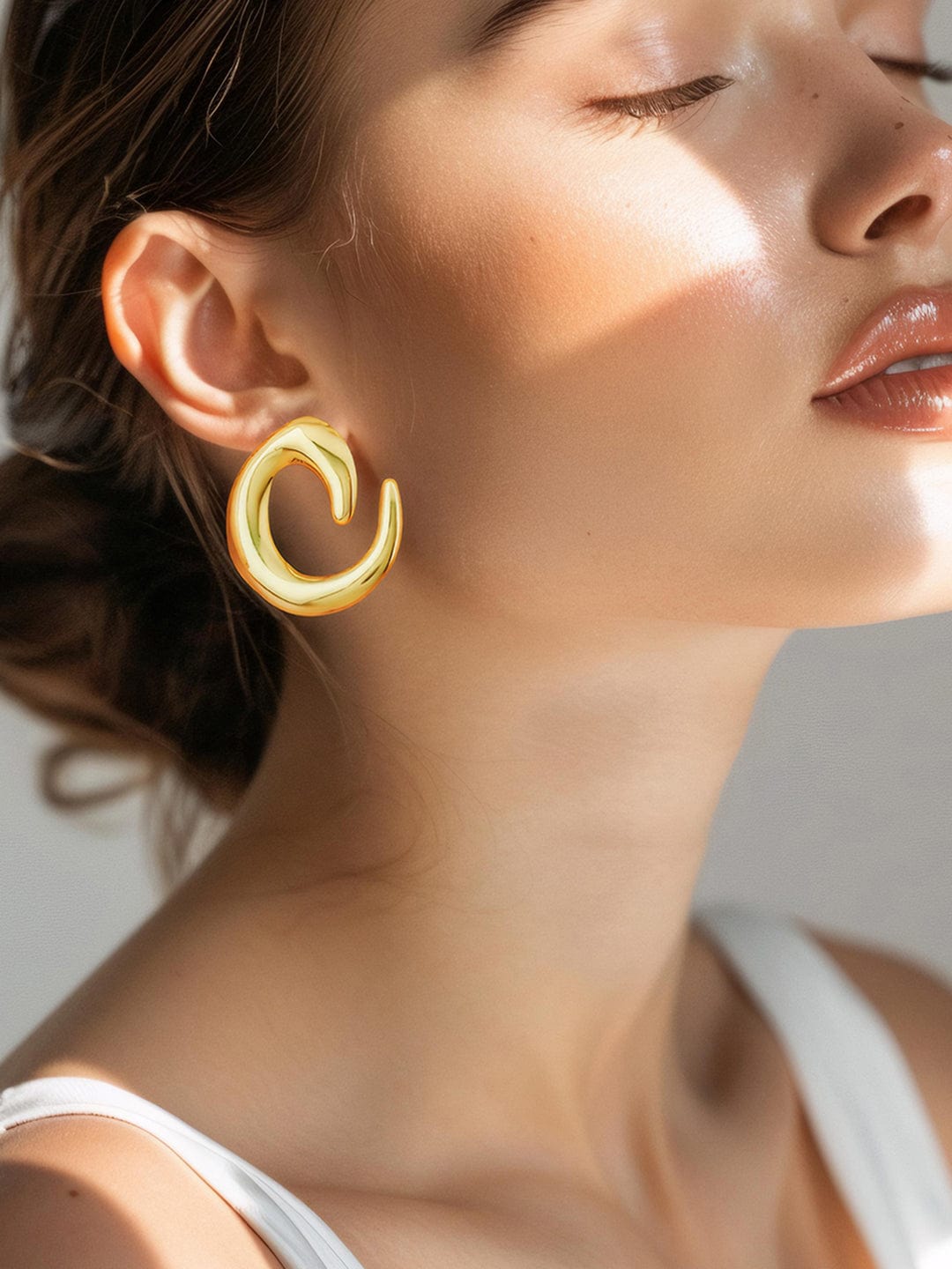 Swirled Glow Studs