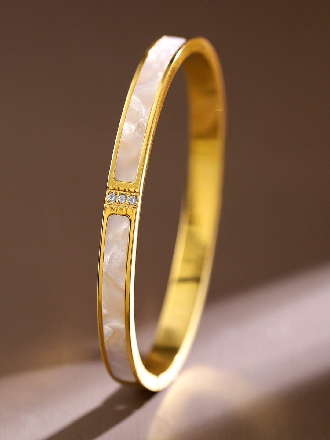 Wentra 18K Gold Plated Stainless Steel Tarnish-Free Waterproof White Marble Stone Bracelet