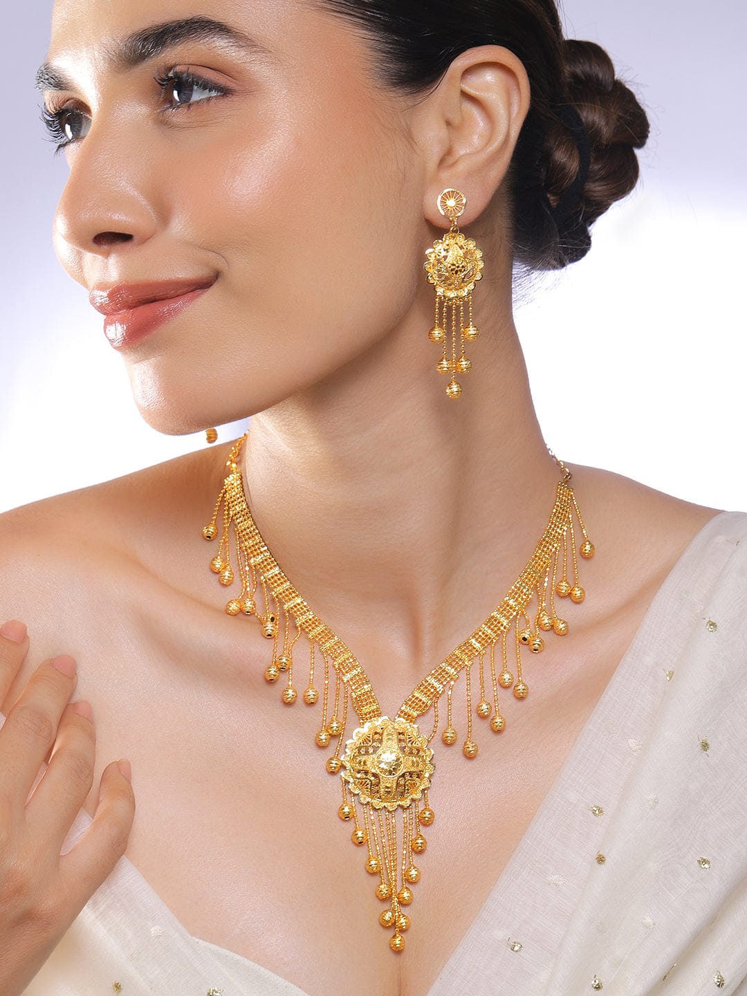 Majestic Palace Golden Necklace Set