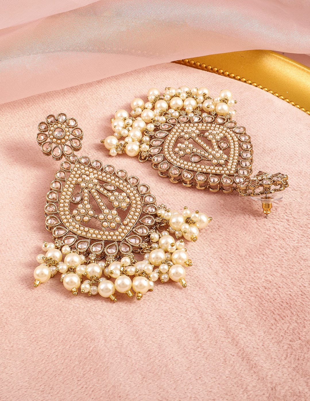 Cream Accents Pearl Chandbali