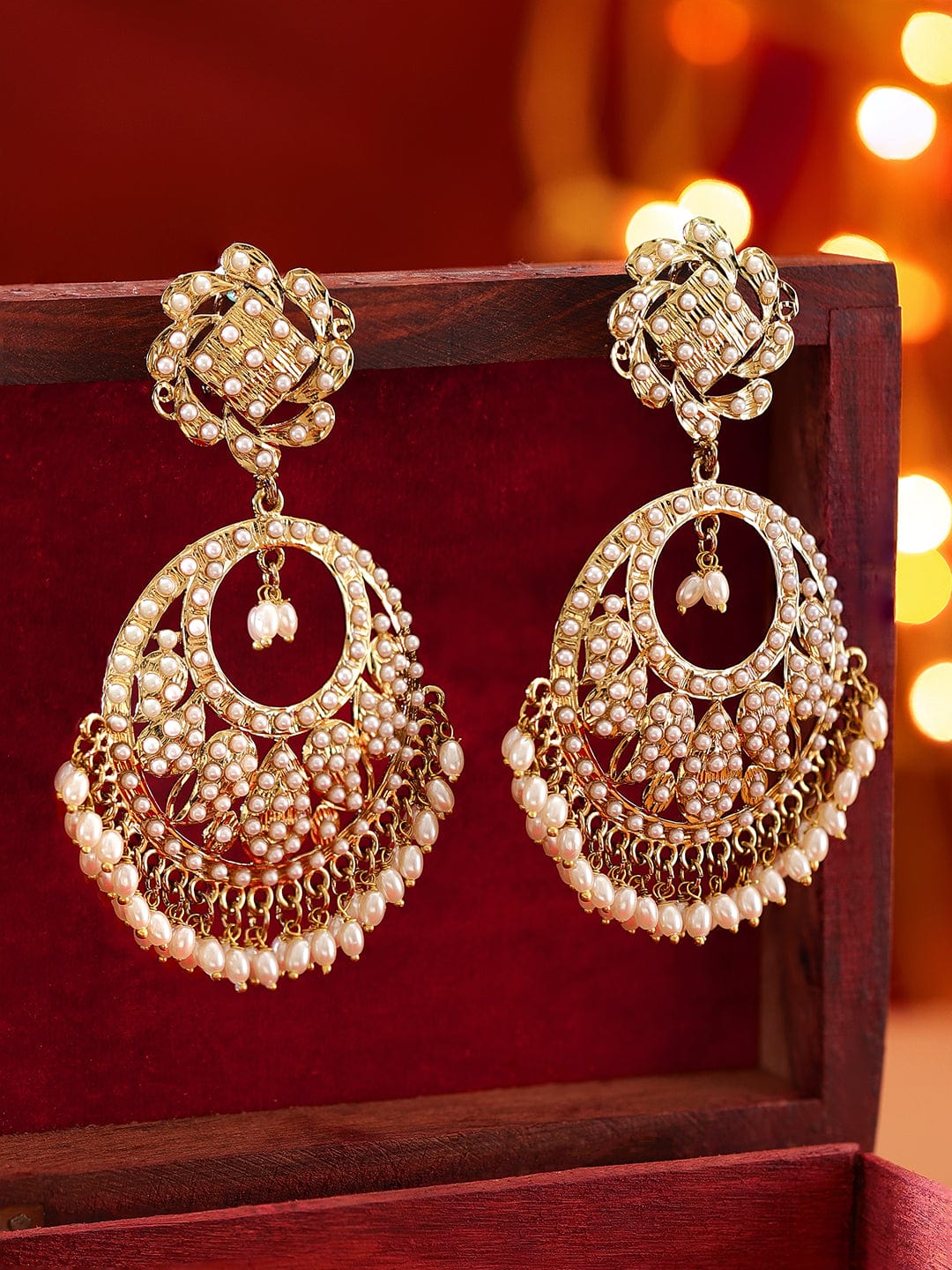 Classic Pearl Round Chandbali