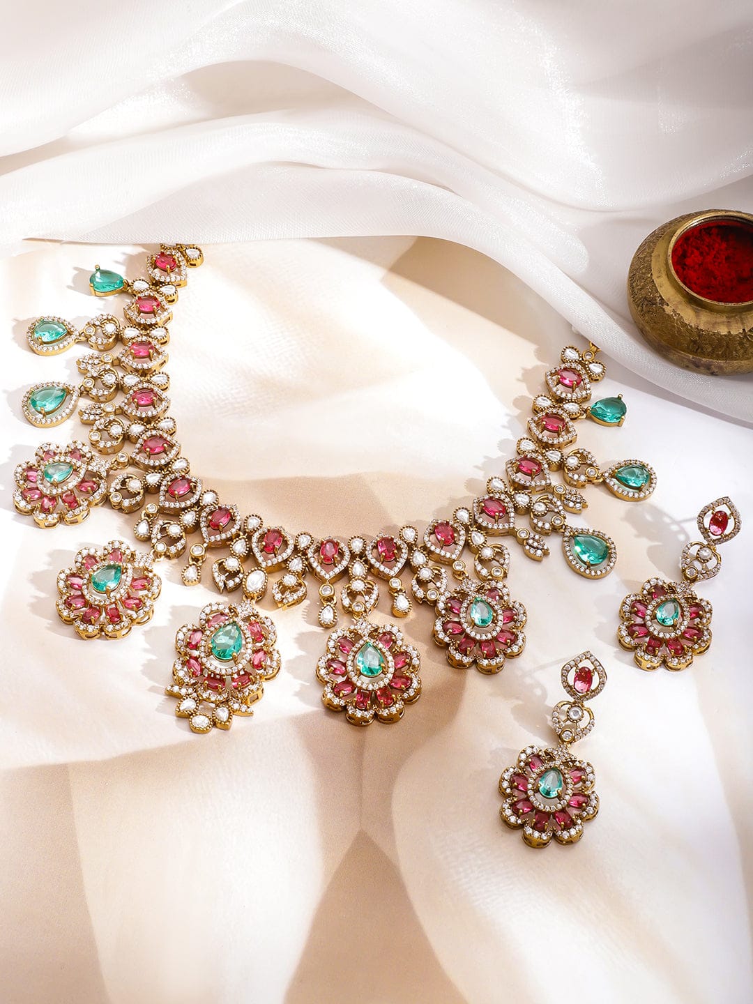 Ethnic Charm Pink-Green Necklace Set