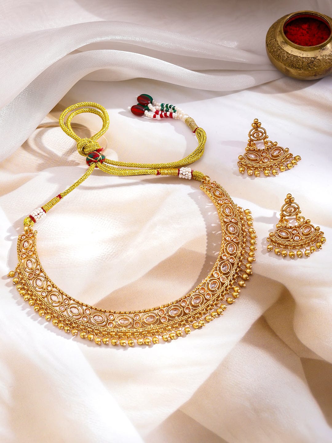 Gold Finish Kundan Necklace Set