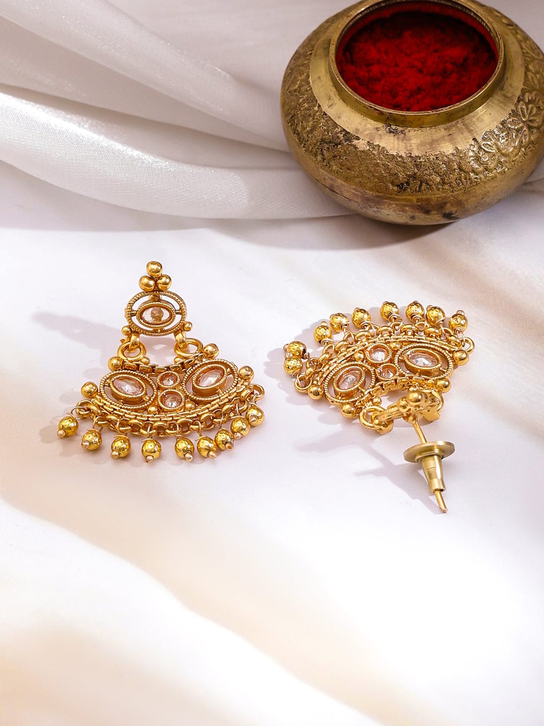 Gold Finish Kundan Necklace Set