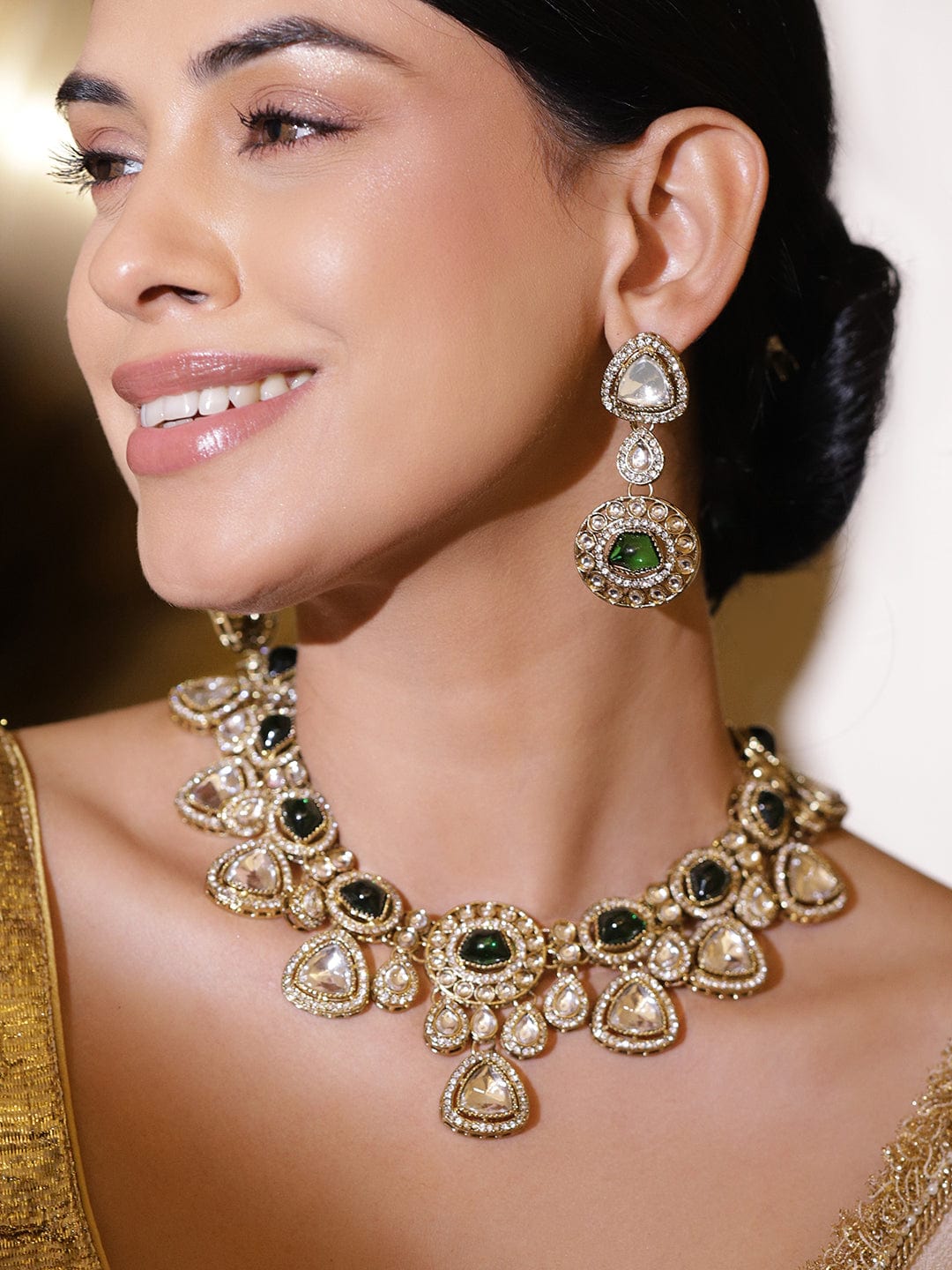 Emerald Radiance Necklace Set