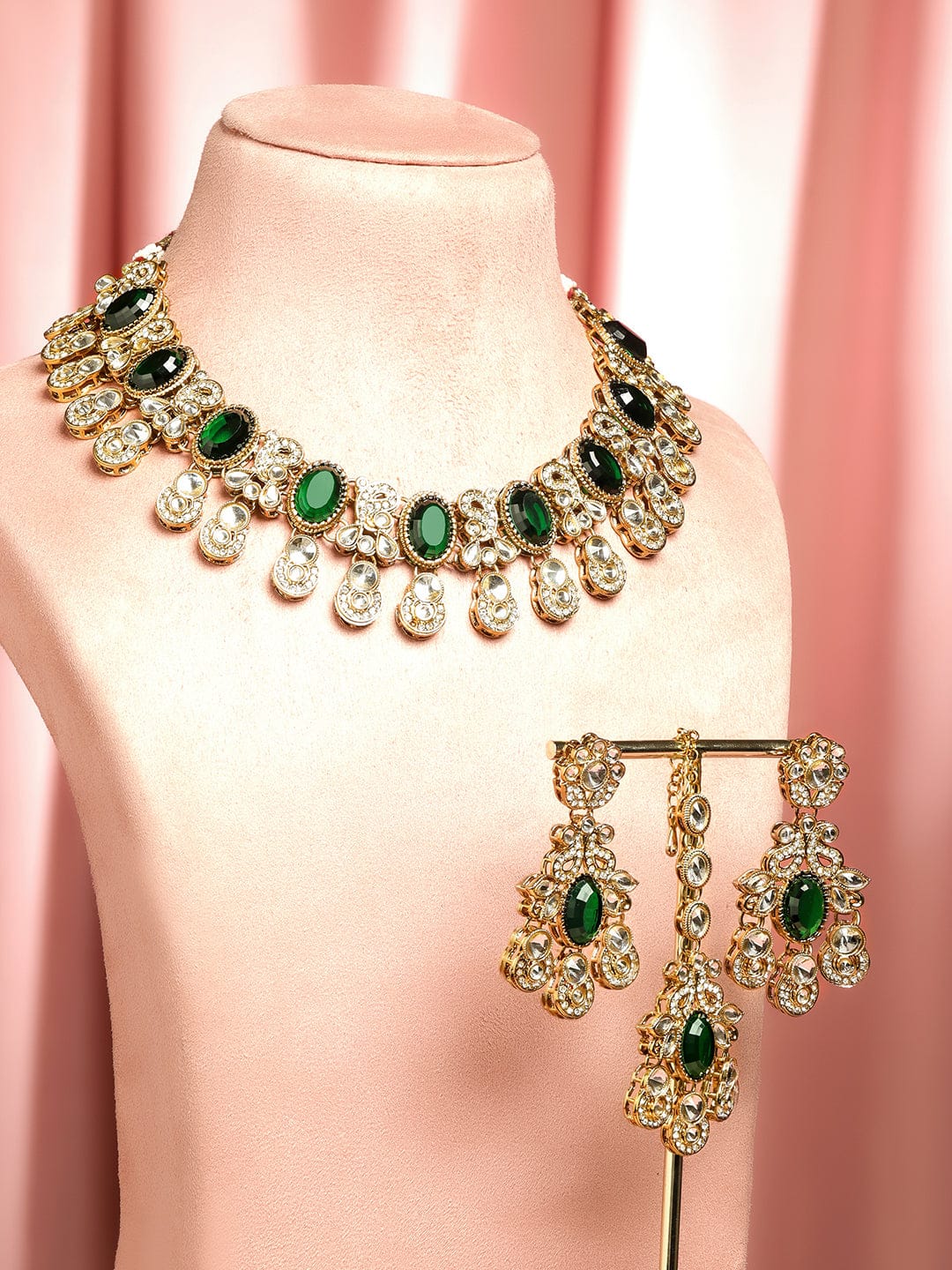 Emerald Tales of Grace Necklace Set