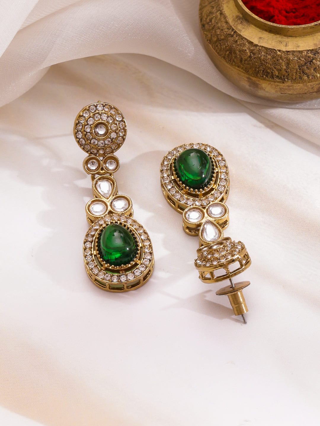 Festive Radiance Emerald Necklace Set