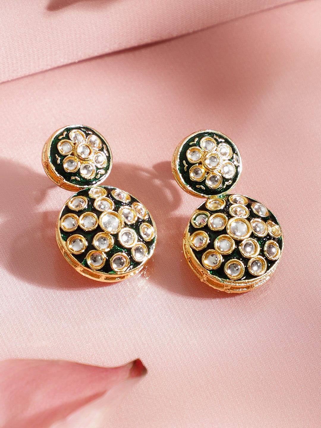 Urban Glow Kundan Green Choker Set