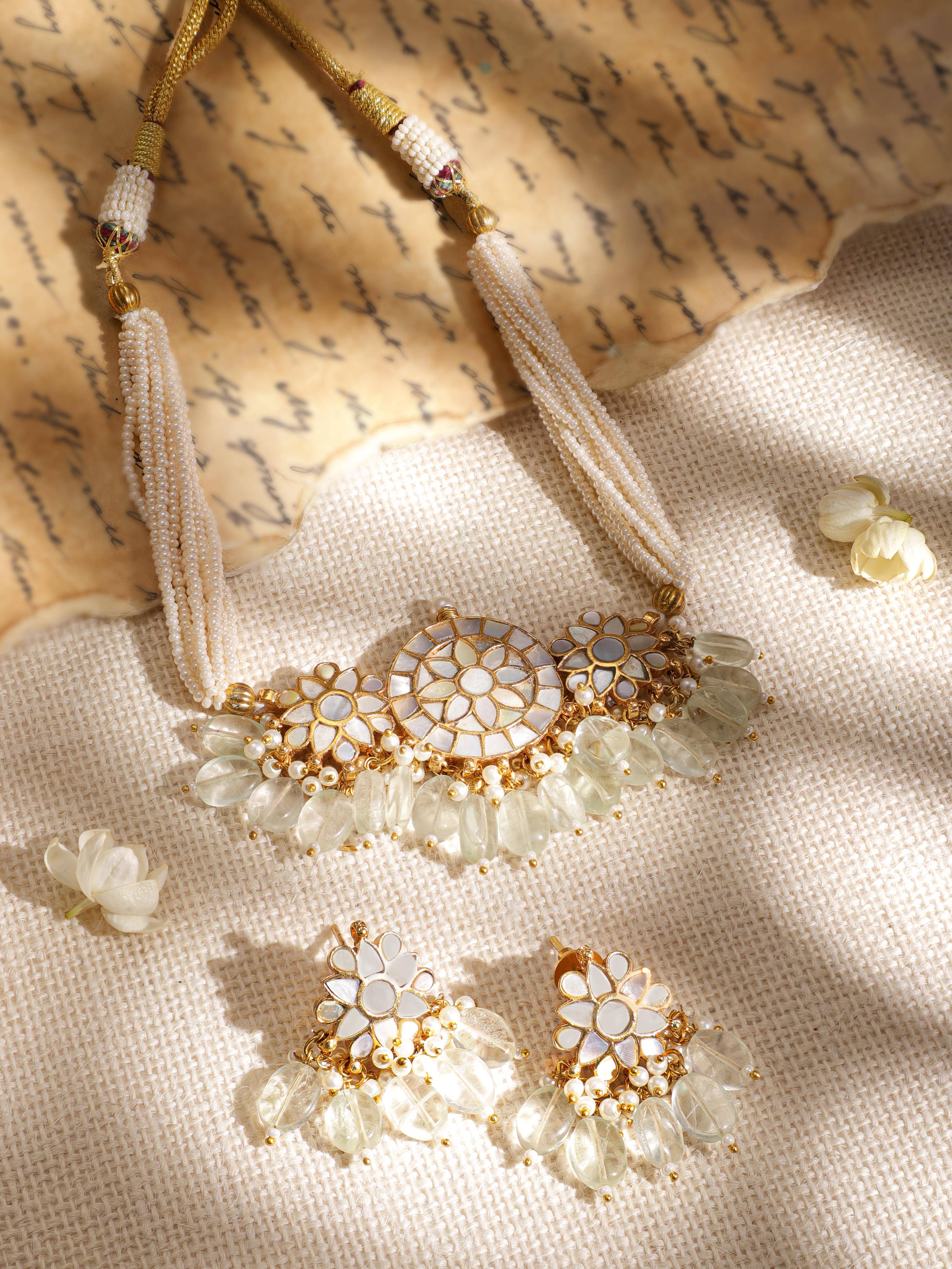 Vintage Charm Kundan Pearl Choker Set