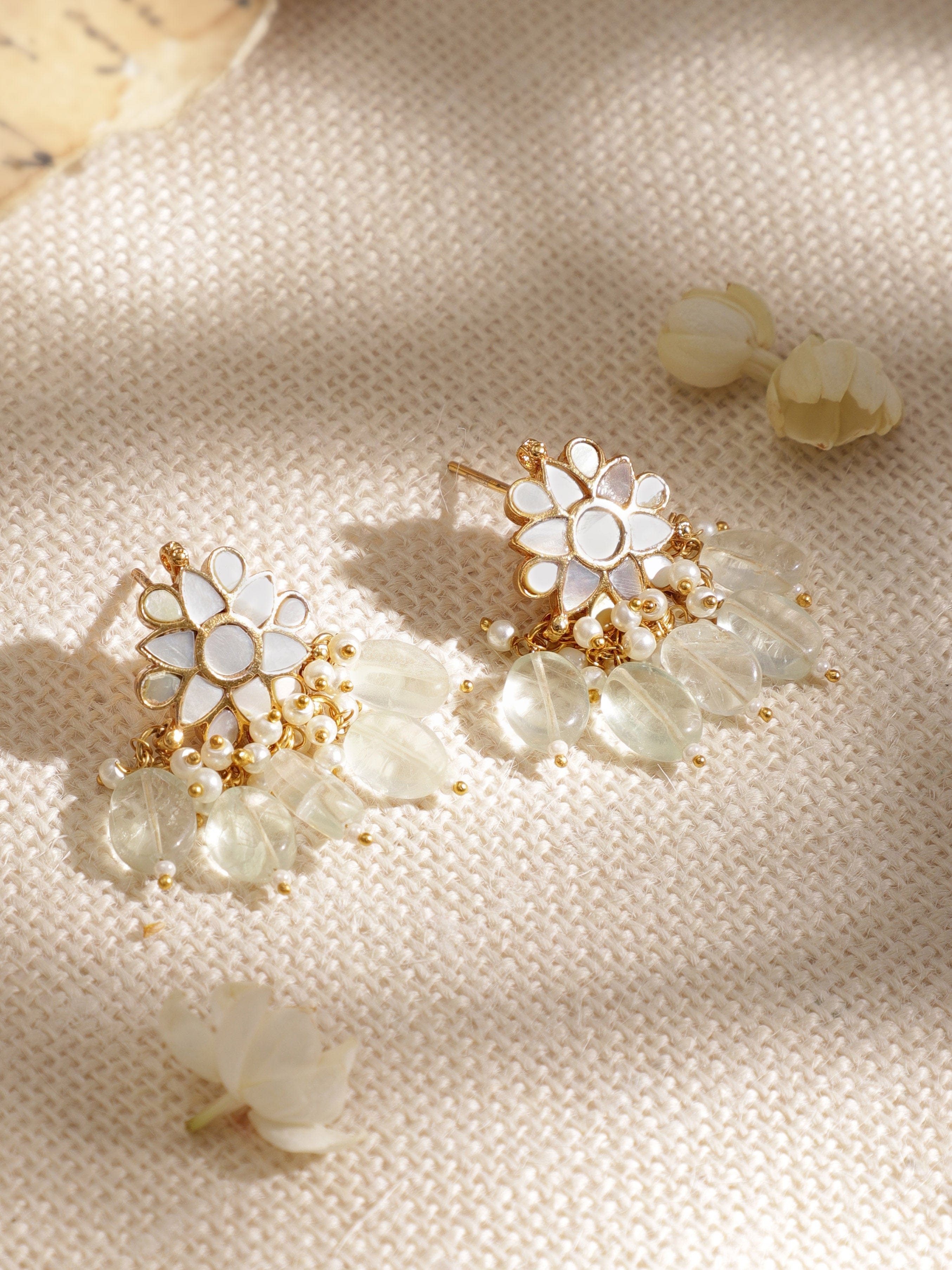 Vintage Charm Kundan Pearl Choker Set