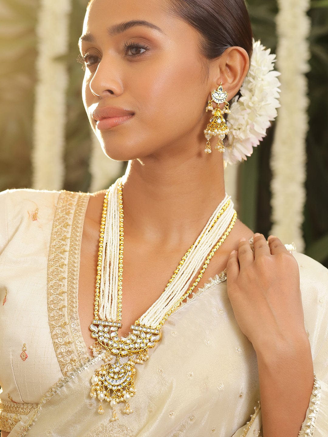 Pearls Fell in Love Kundan Necklace Set