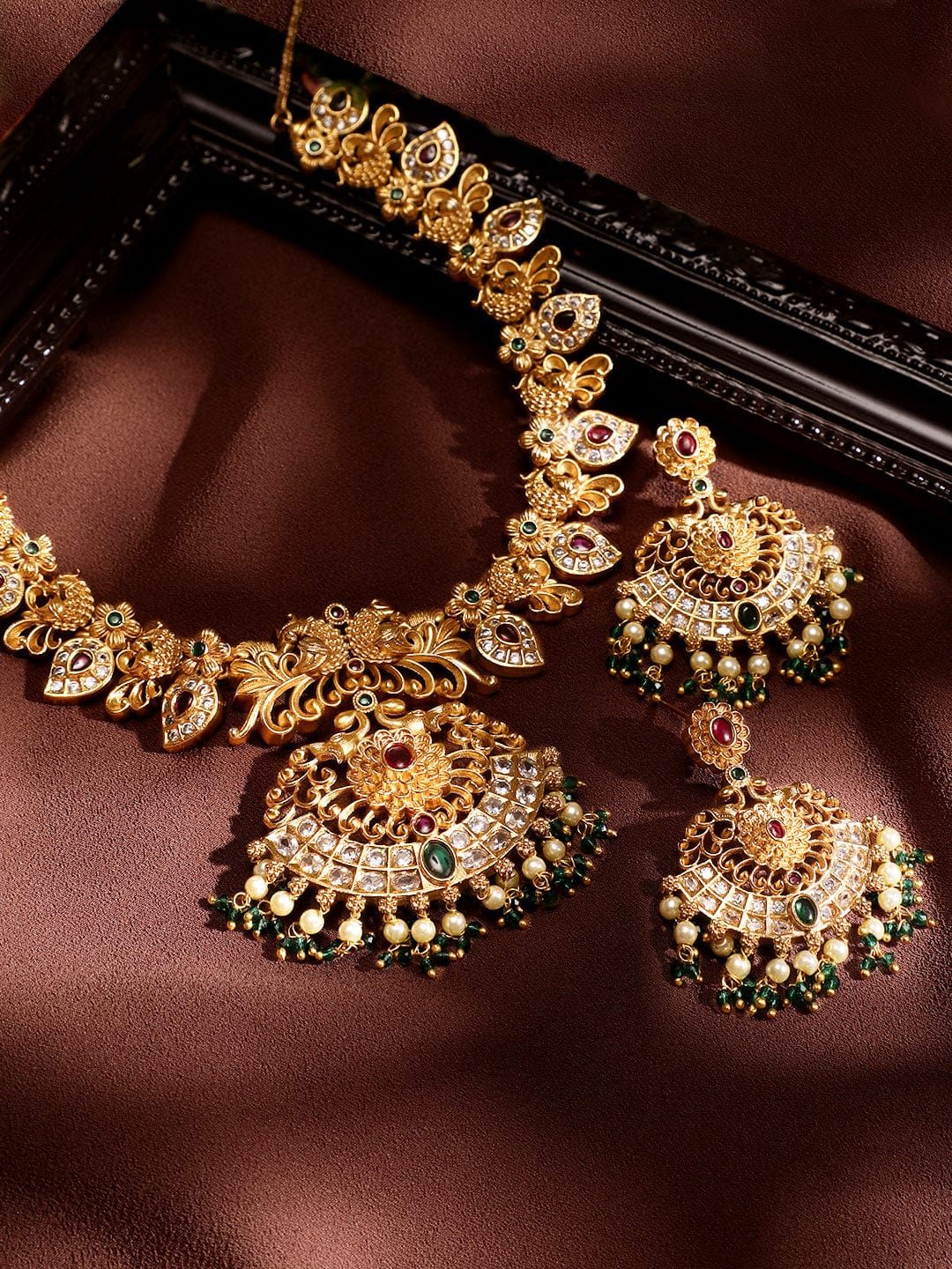Multicolor Studded Pearl Beaded Necklace Set
