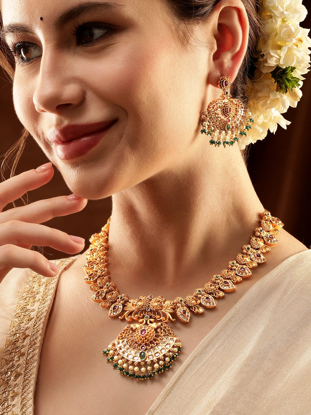 Multicolor Studded Pearl Beaded Necklace Set